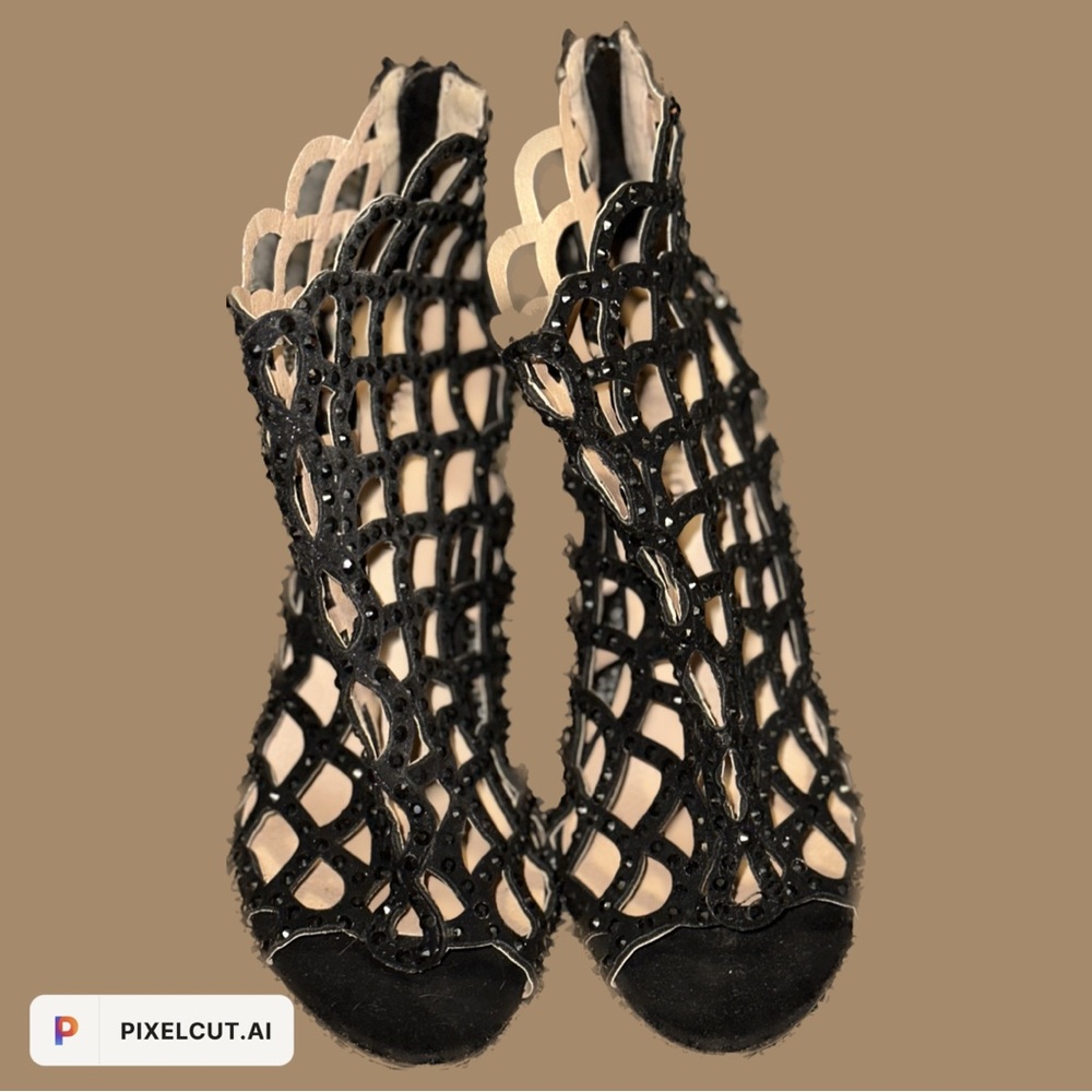 Zigi Soho Black Duran Bootie Stiletto Heel🖤✨